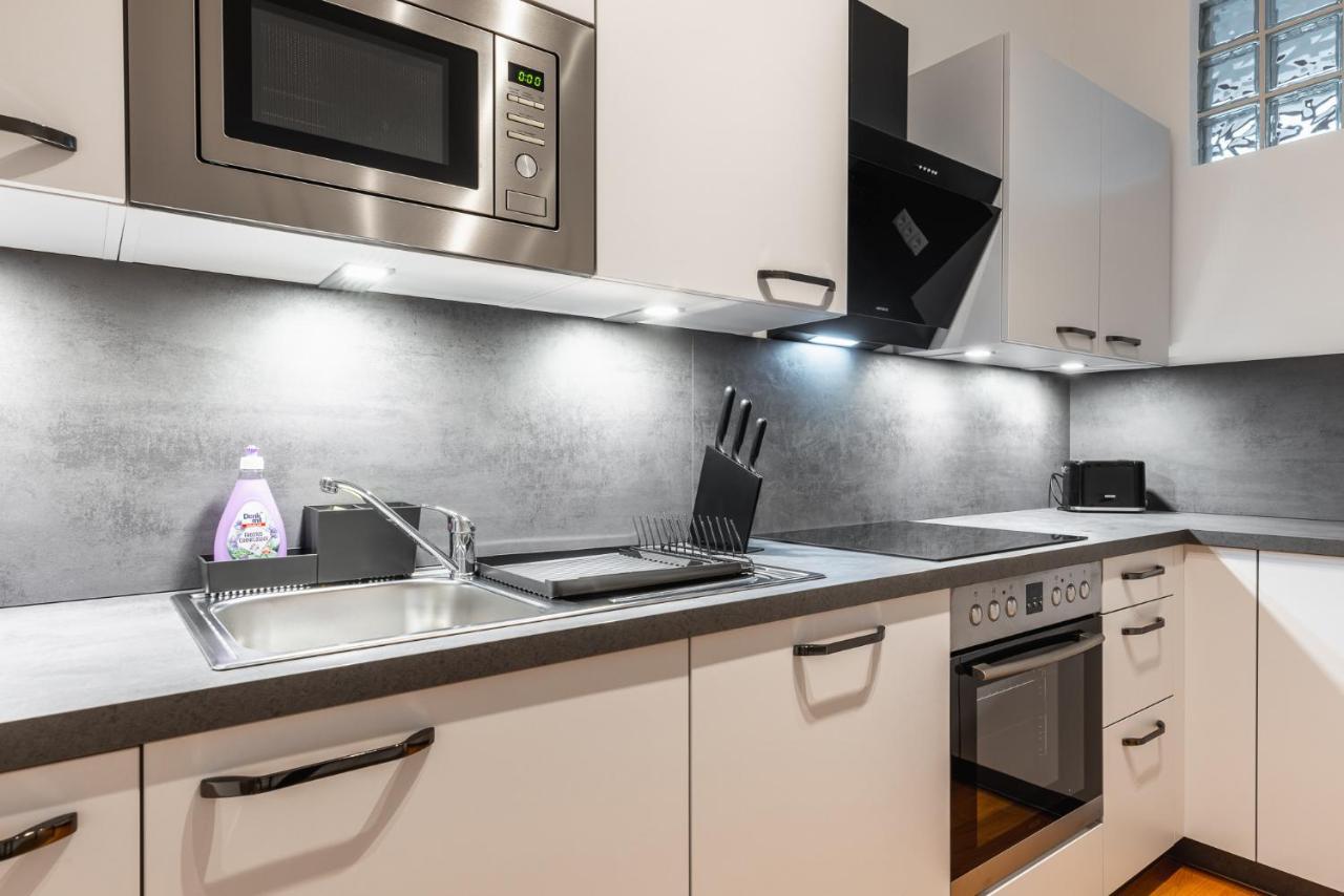 Trendy Apt With - Smart Tv, Coffee Machine In Meidling Виена Екстериор снимка