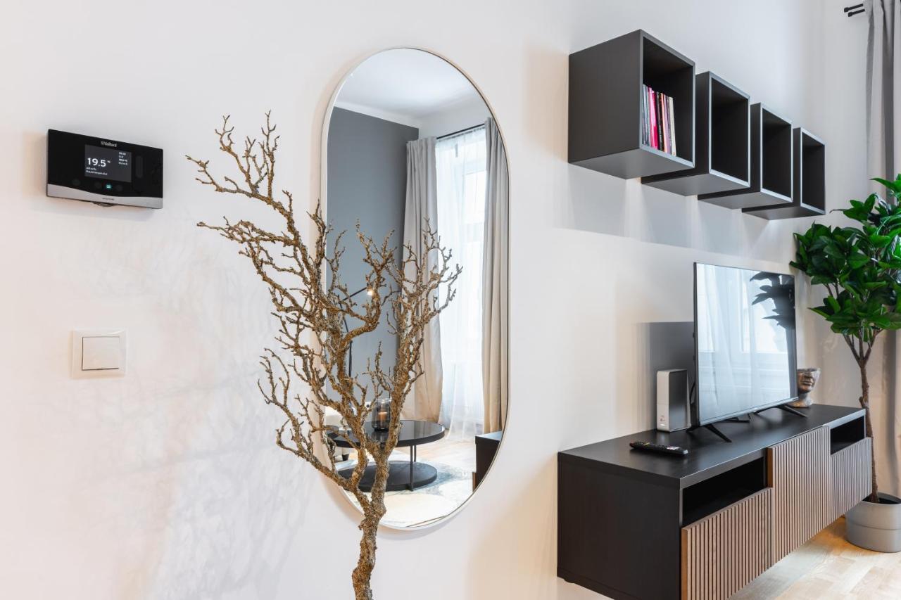 Trendy Apt With - Smart Tv, Coffee Machine In Meidling Виена Екстериор снимка