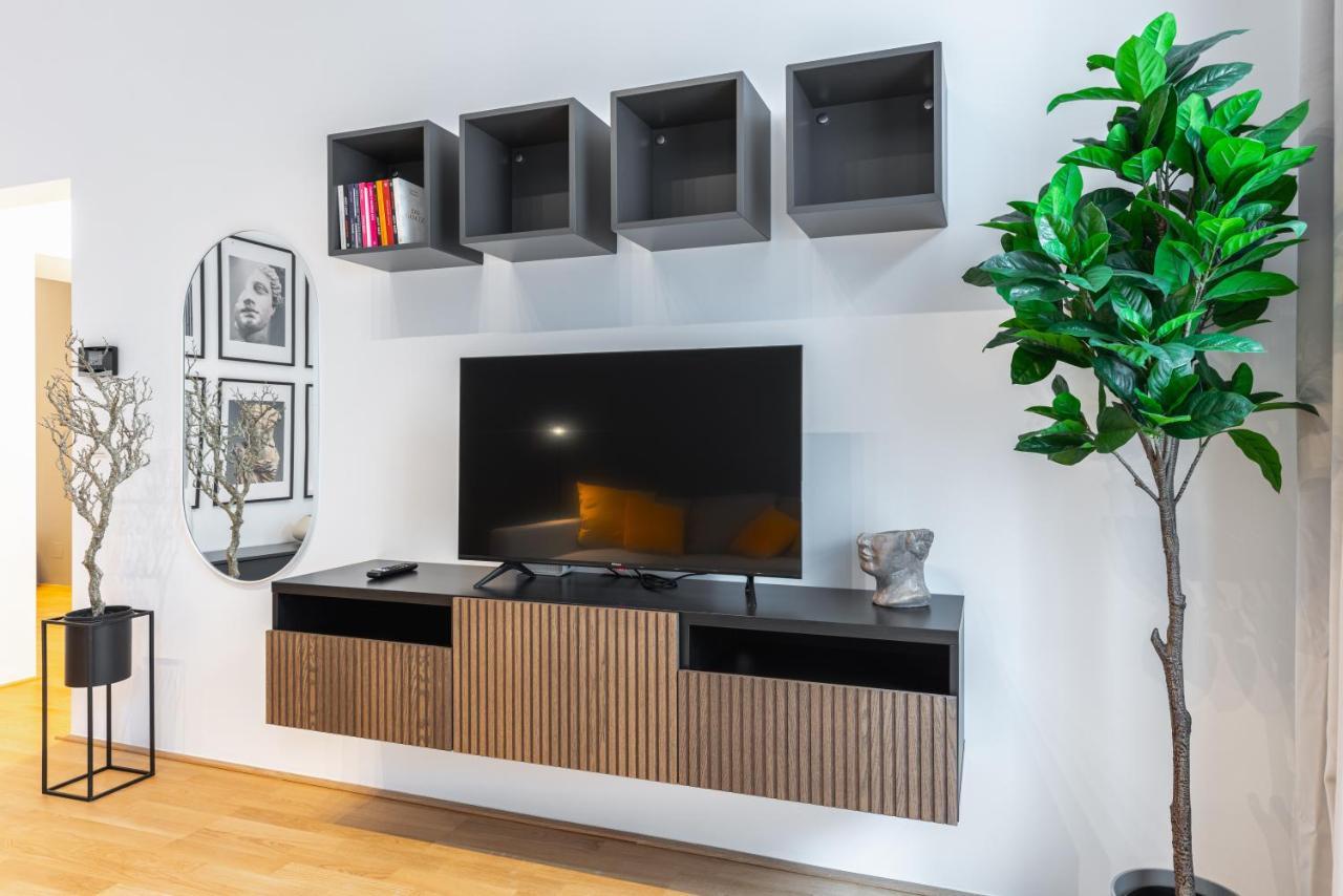 Trendy Apt With - Smart Tv, Coffee Machine In Meidling Виена Екстериор снимка