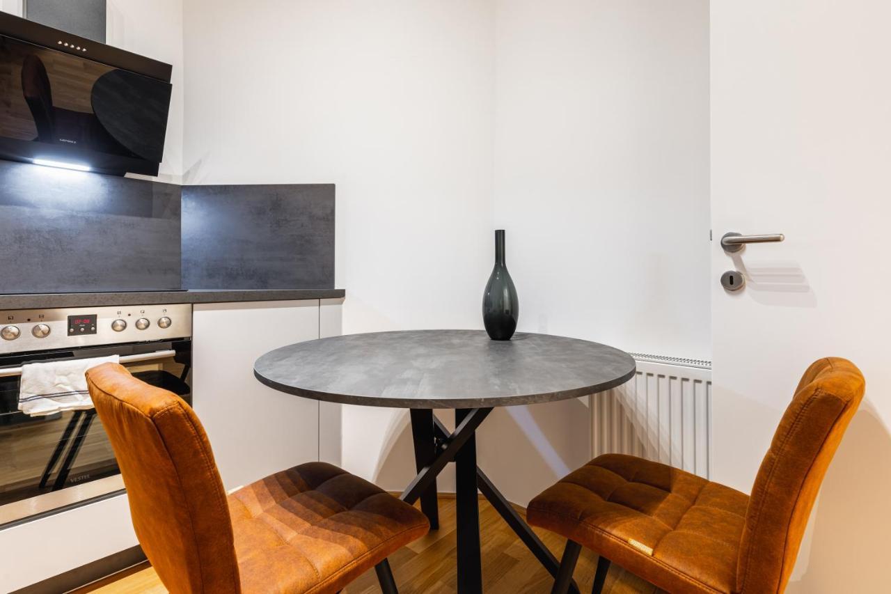 Trendy Apt With - Smart Tv, Coffee Machine In Meidling Виена Екстериор снимка